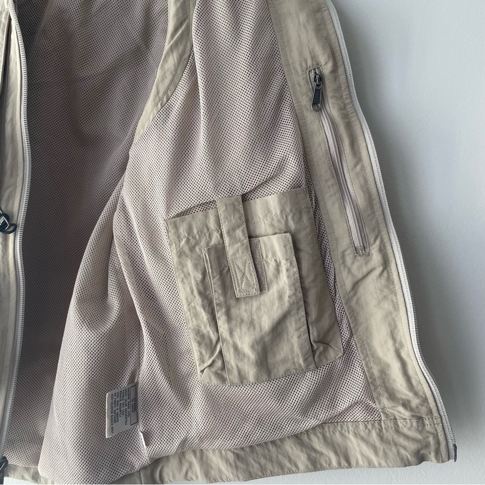 SOLD NWT ROYAL ROBINS Field Guide Vest Size S Beige Nylon Utility Outdoor Fish - Picture 6 of 9